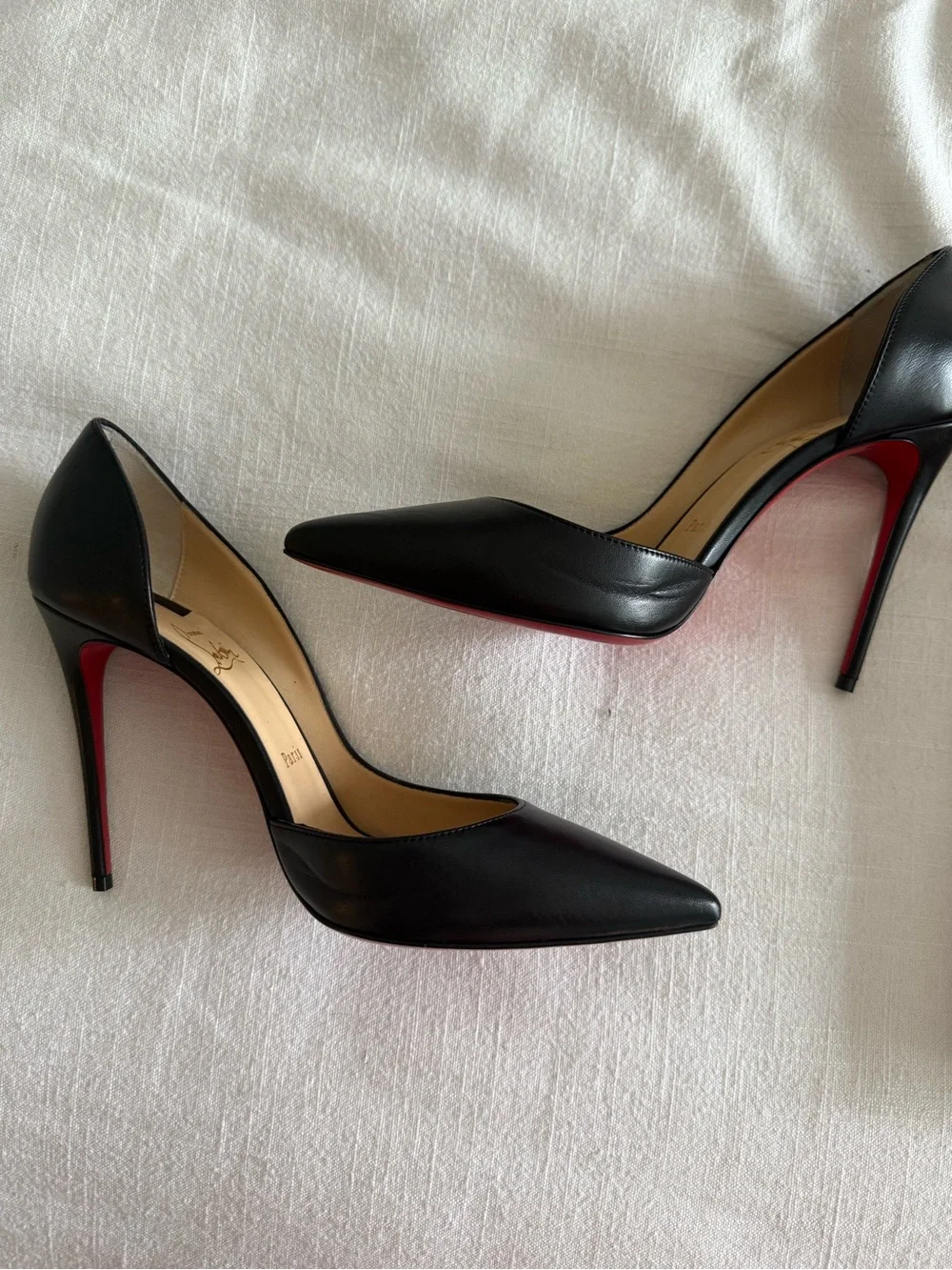 CL Women's Black Pointed Iriza High Heels